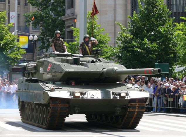 Η Μαδρίτη στέλνει 30.000 στρατιώτες στην Καταλονία για να αποτρέψει το δημοψήφισμα
